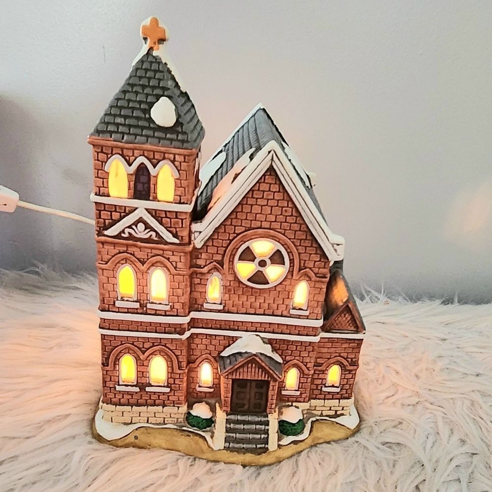 Lefton Colonial Village vintage 1991 Main Street Church #00230
